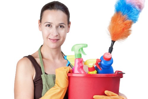 House clearance team working in a W9 residential property