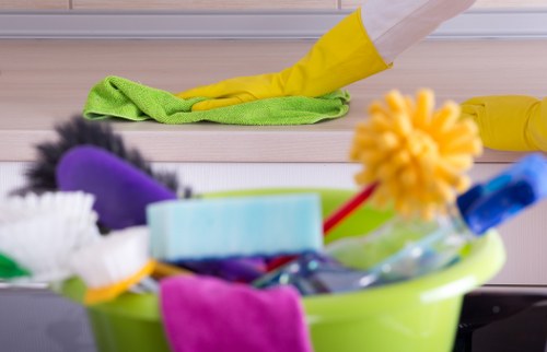 Thorough deep cleaning for a commercial property in W9